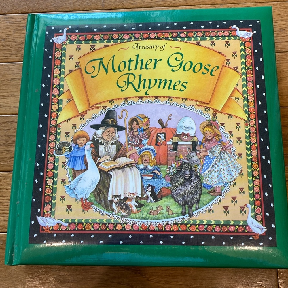 Mother Goose Treasury Book 1996